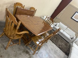 Dinning Table 6 Chairs 