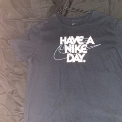 Nike T-shirt