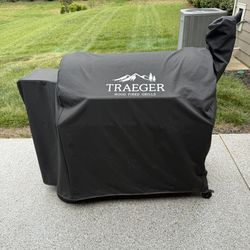 Traeger Series 34 Pellet grill