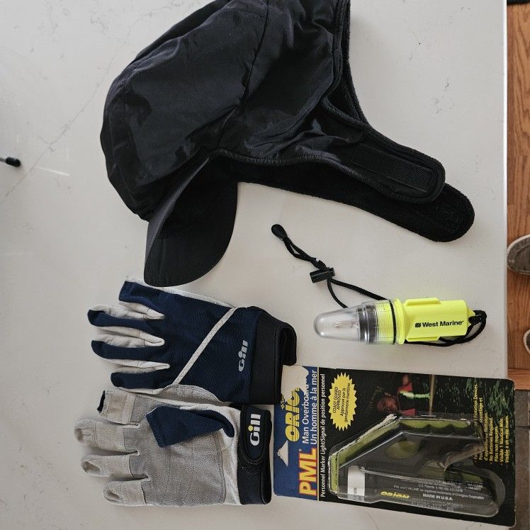 SAILING GEAR, ACCESSORIES