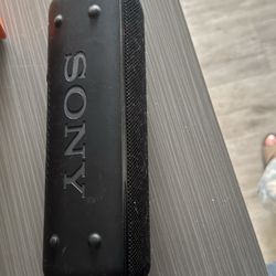 SONY bluetooth wireless speaker 