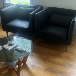 Batavia Armchair For Living Room And Lobby