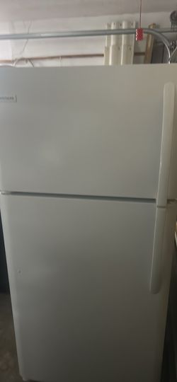 Frigidaire refrigerator