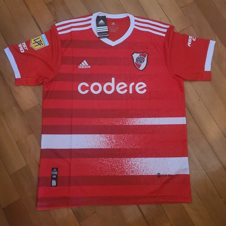 The new River Plate's jersey