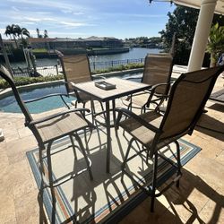 Outdoor Hightop And Chairs 