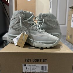 Yeezy Dessert boot 9.5 