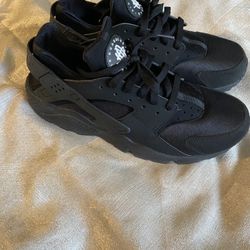 Nike Huaraches 10.5 