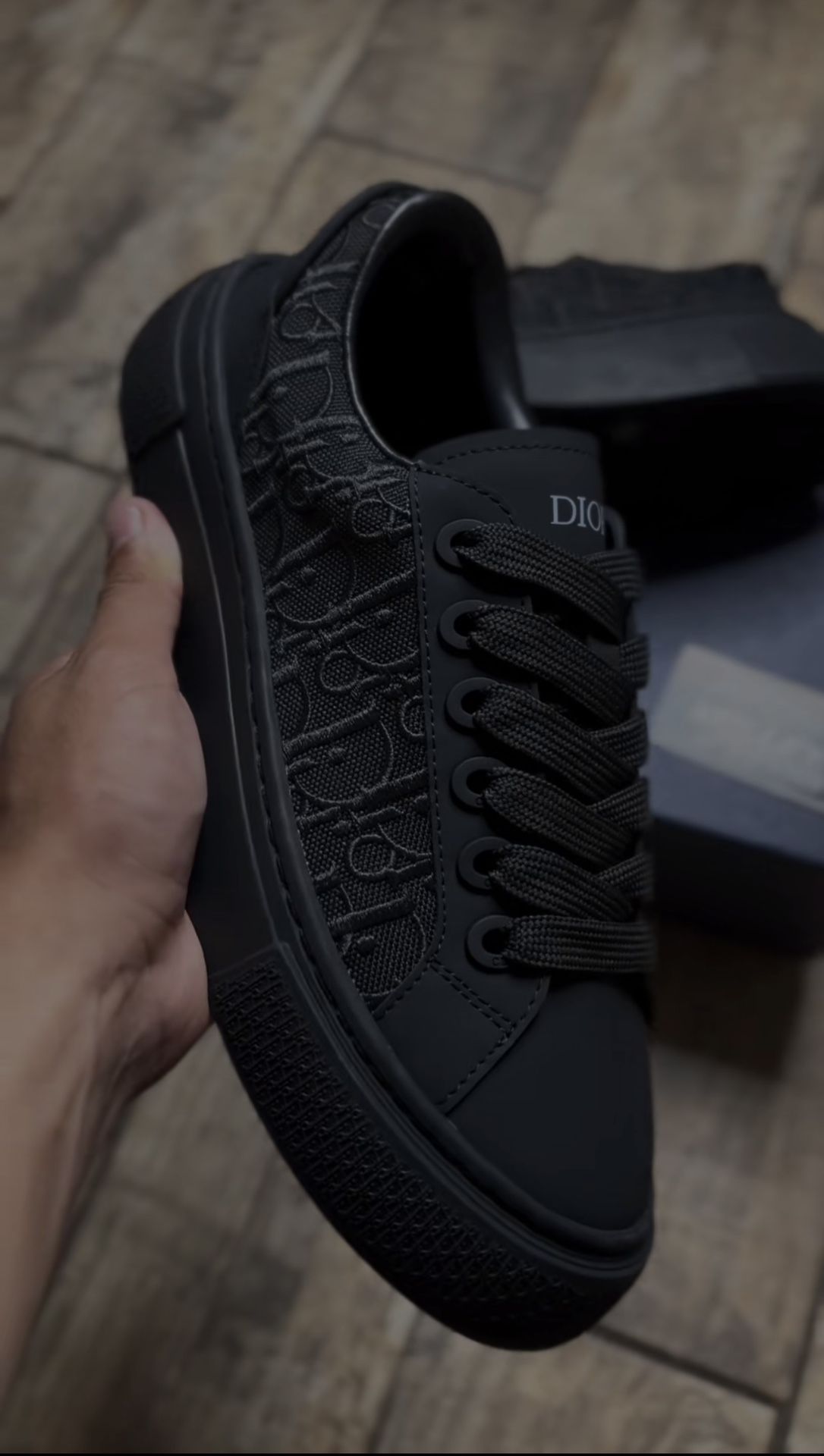 DIORS B33 MENS SIZE 9