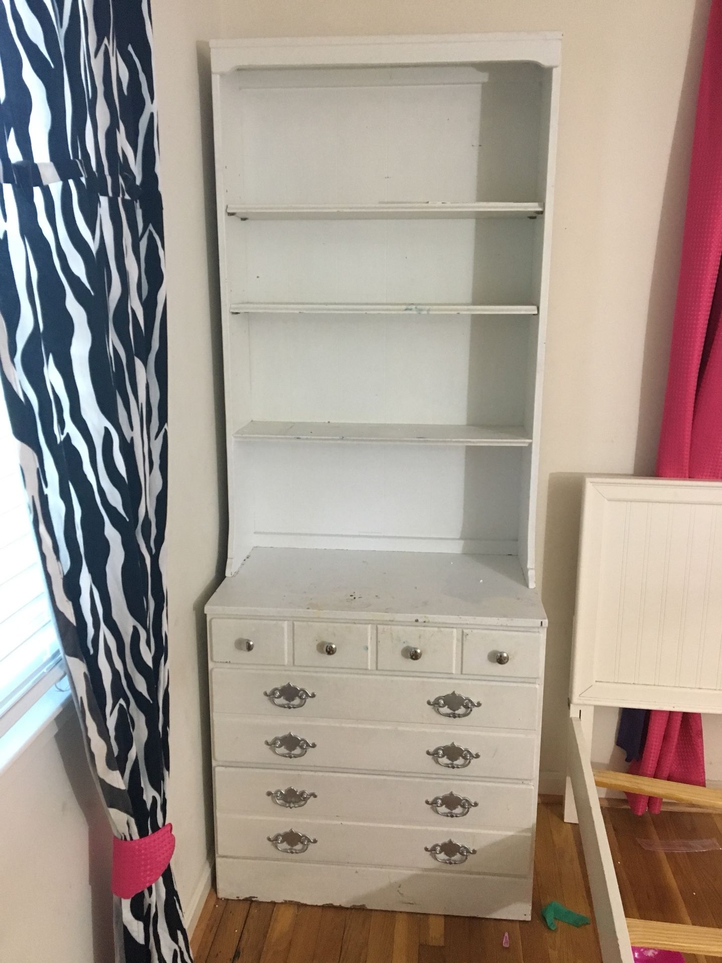 Book shelf dresser