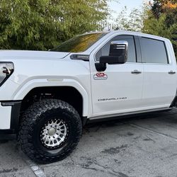 Kmc Impact 445 Beadlock 17x9 +0 Offset With Custom Black Ring With Toyo R/T Trail 37x12.50R17🔥🔥🔥