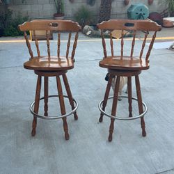 Wooden Swivel Bar Chairs 