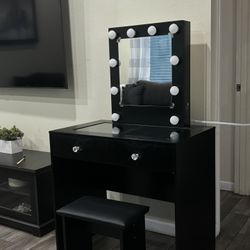 Small Black Makeup Vanity