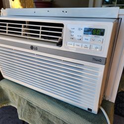 🌞LG 8,000 BTU Window Air Conditioner Excellent Condition!