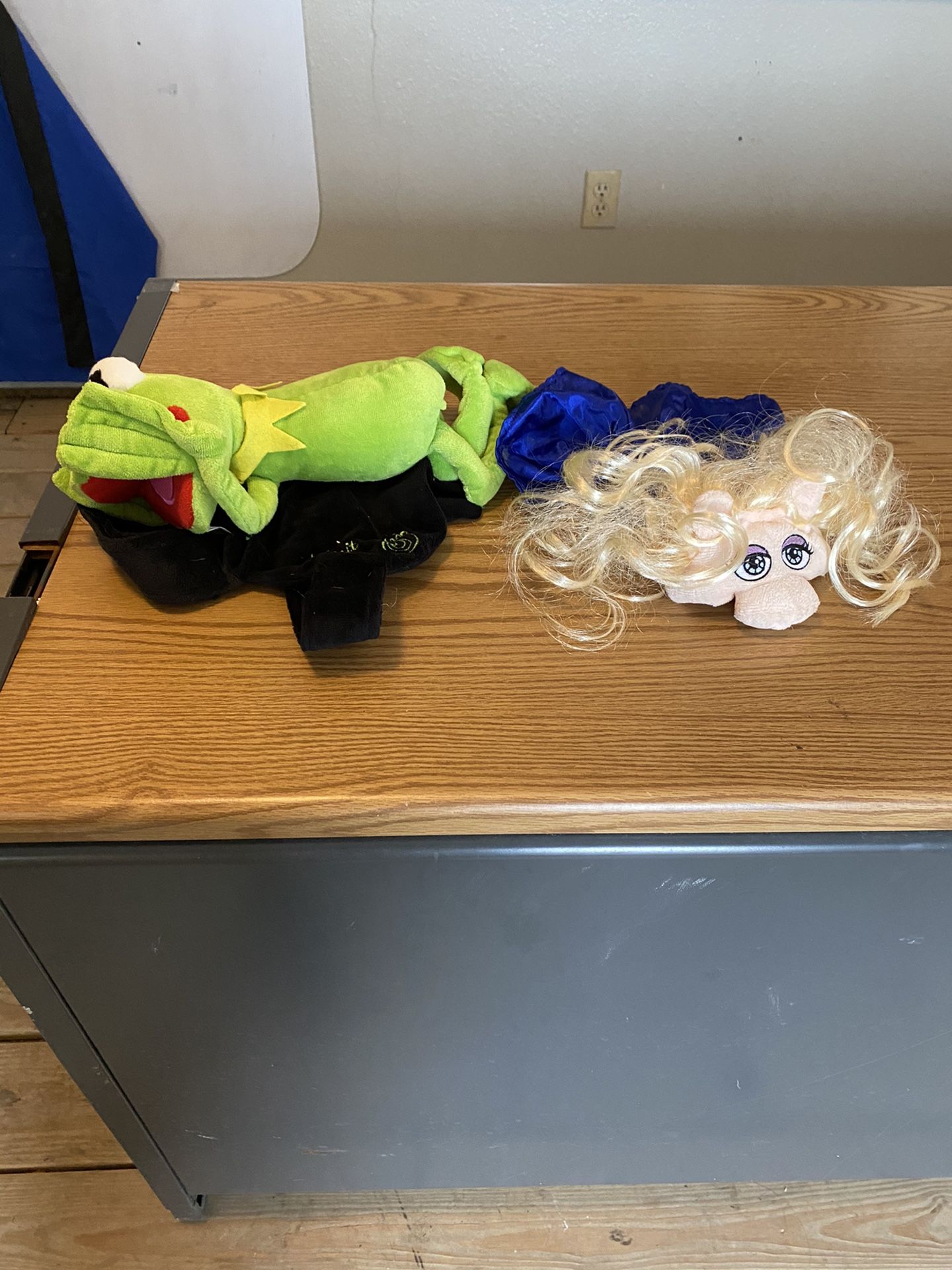 Kermit And Miss Piggy Dog Costume From The Disney
