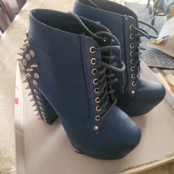 Woman Shoes Platform Size 6
