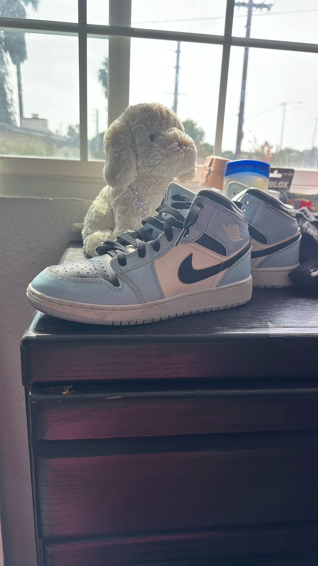 Jordan 1 high size 6