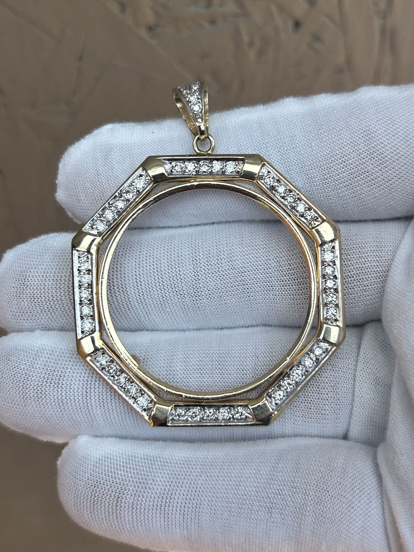 Diamond Bezel 14k
