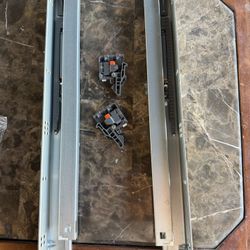 Drawer Slides : 10 New In Box, and 4 Incomplete
