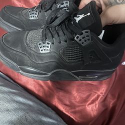 Jordan 4 Black cats size 8 men