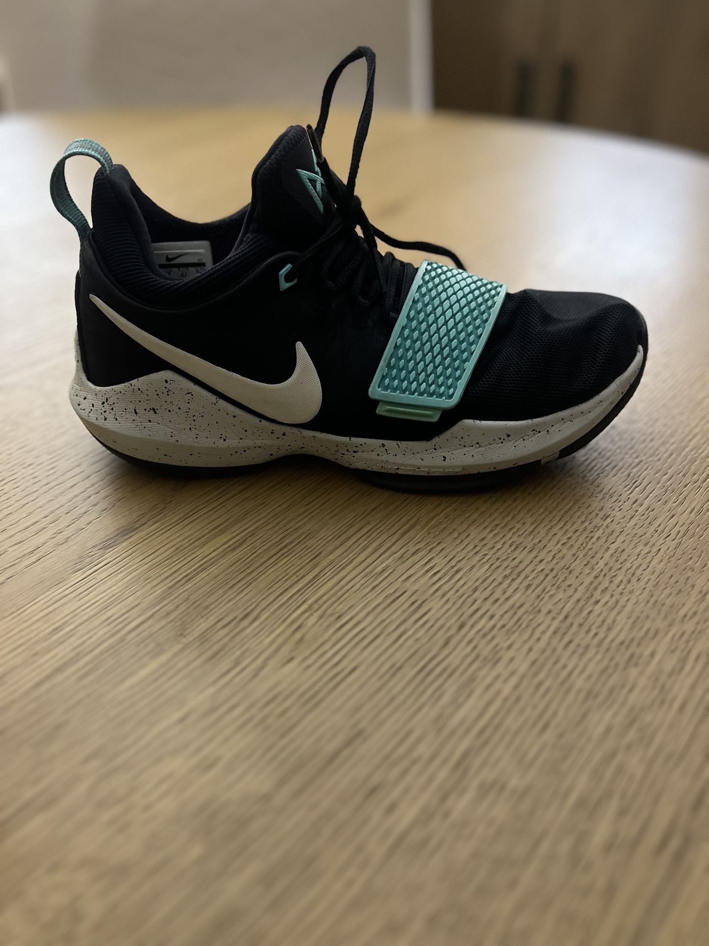 PG 1s “Light Aqua”