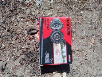 Kicker 100w peak 50w RMS 3 1/2 coaxial speakers