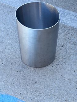 Small trash can
