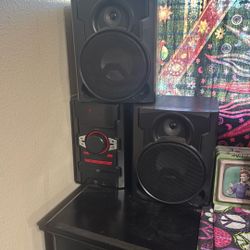 Bluetooth FM/AM Radio With 2 Speakers