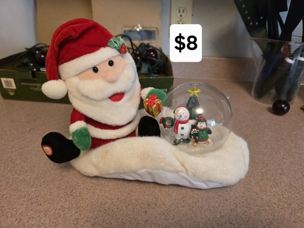 Santa decor snow globe
$8 does not turn on
Pick up in Harlingen, I live near Walmart
Antiques, Telephone, Flags & Collectables