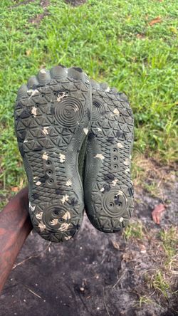 Water shoes