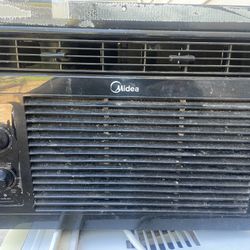 Midea AC Window Unit 5,000 BTU 