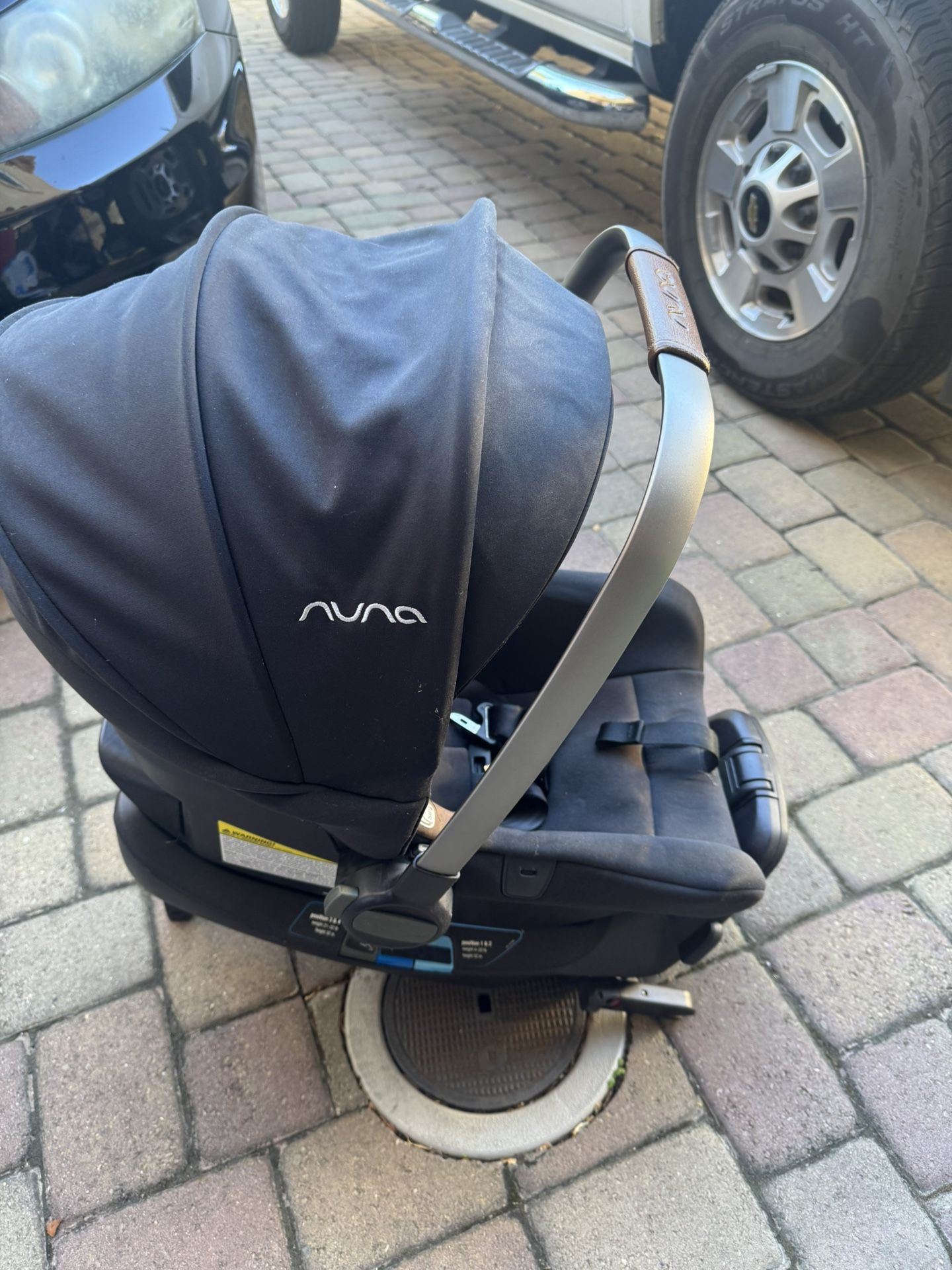Nuna Stroller & Car seat Combo