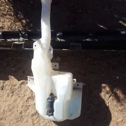 Mustang Windshield Reservoir Tank