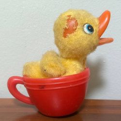 Collectible Vtg Working Teacup Pet Wind Up Duck Duckling Toy Made In Japan