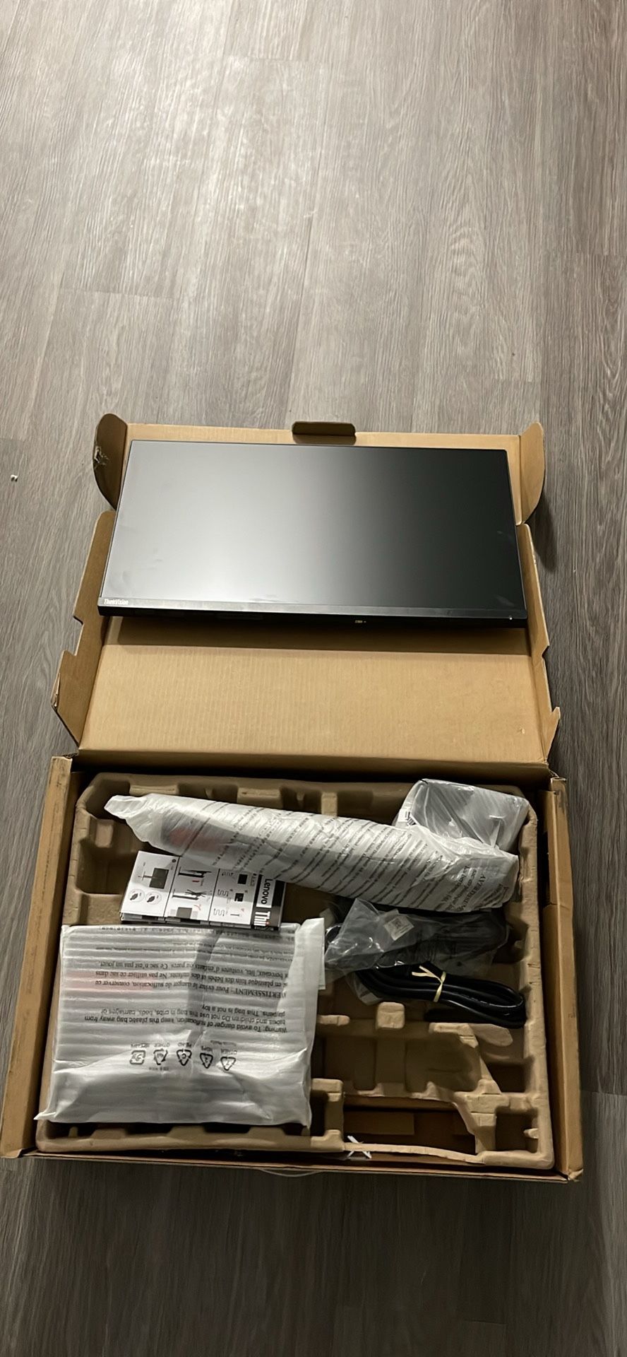 Lenovo Thinkvision monitor