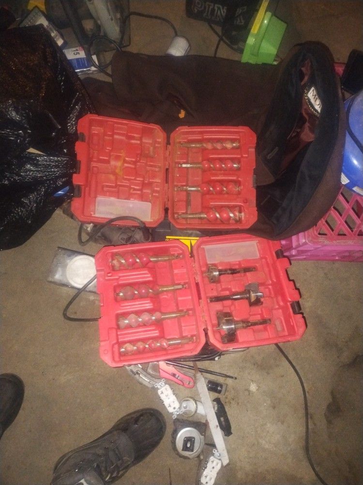 Milwaukee Drill Sets Local Pick Up
