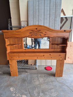 Head board pine