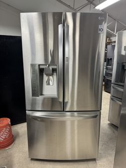 LG REFRIGERATOR 