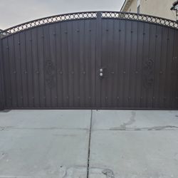 Sheet Metal Gate