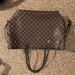 Used Authentic Louis Vuitton Purse 