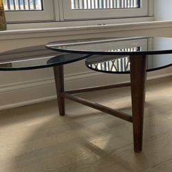 Cocktail Table 