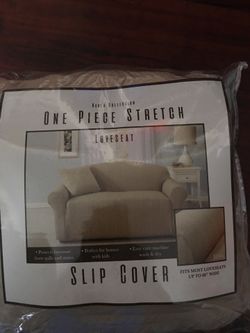 Love seat cover up to 68 wide brand new never used it *protects furniture from spills and stains *Perfect for homes with kids* Easy care machine wash