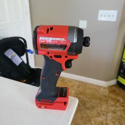 Milwaukee FUEL 18V Lithium-Ion Brushless Cordless 1/4 in. Hex Impact Driver (Tool-Only-used in good working condition)
