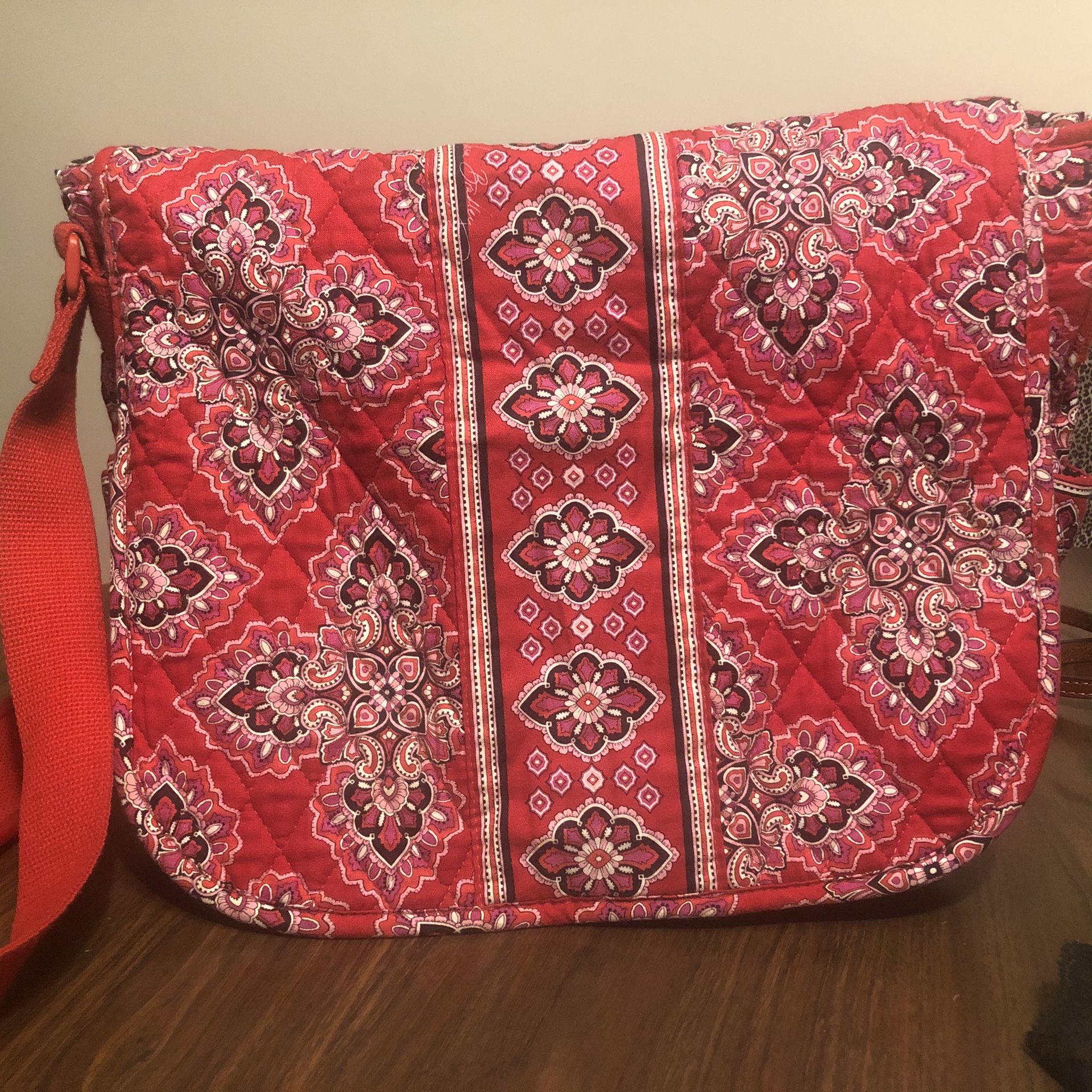 Vera Bradley Frankly Scarlet Pattern Messenger Bag