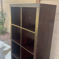 Free 8 Cube Shelf Needs A Little Cleaning