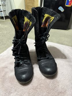 Women Black Boots Size 6/12