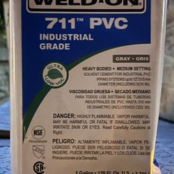 Weld-On 711 PVC Pipe Cement - 1 Gallon