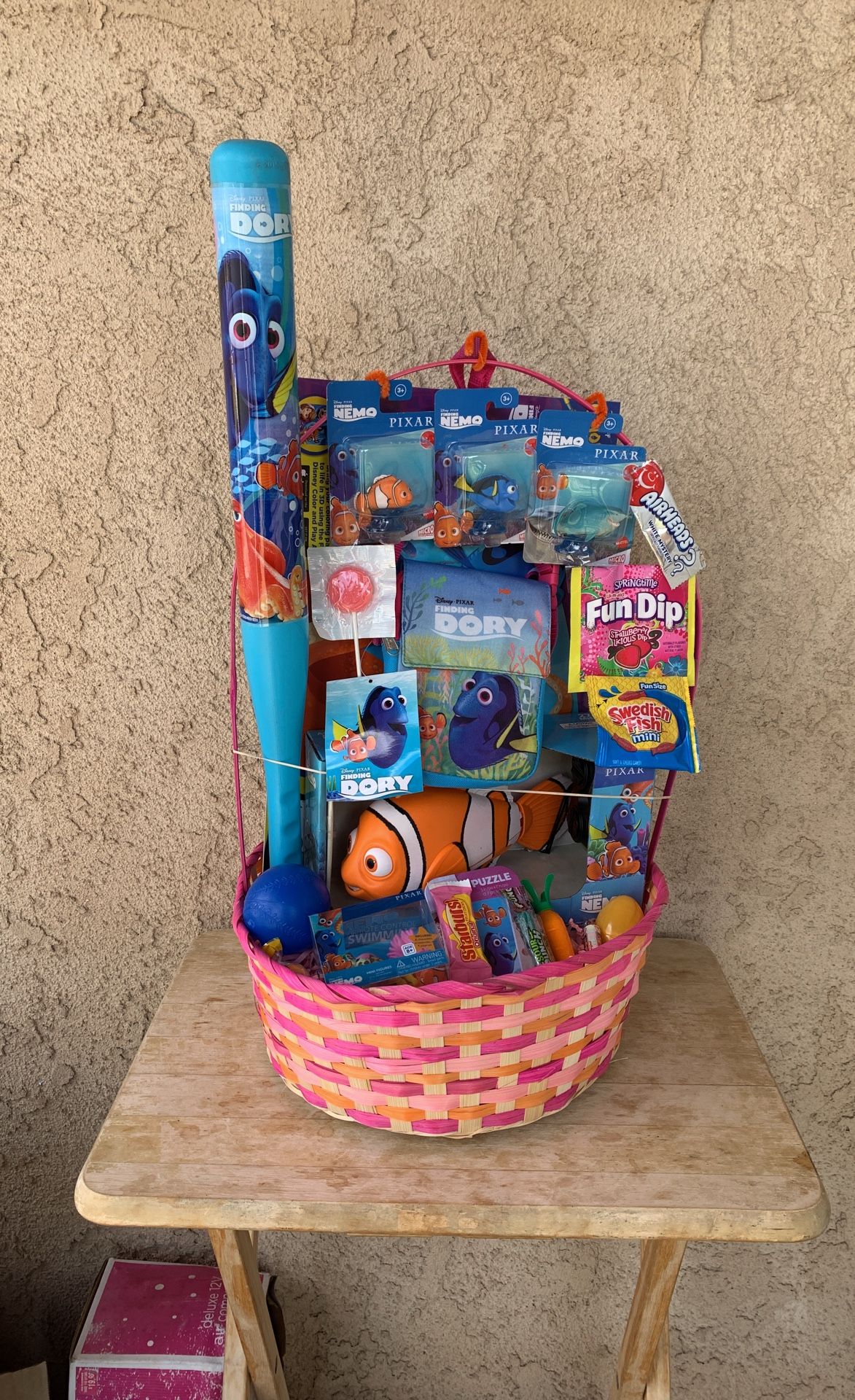 DISNEY FINDING NEMO FINDING DORY EASTER BASKET