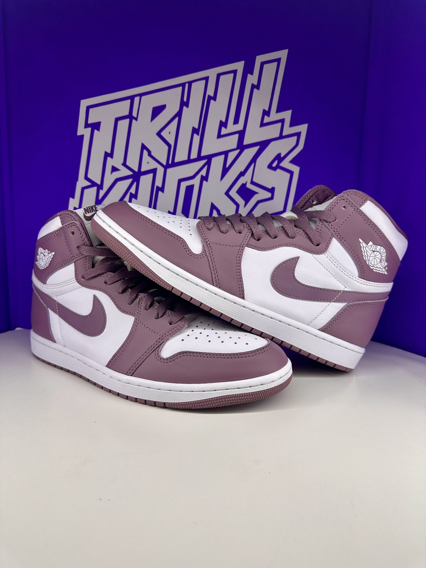 Jordan 1 High Muave