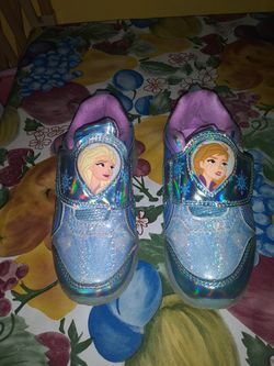 Disney Frozen 2 Anna & Elsa Lighted Athletic Sneaker (Toddler Girls)