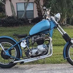 1967 Triumph Bonneville 